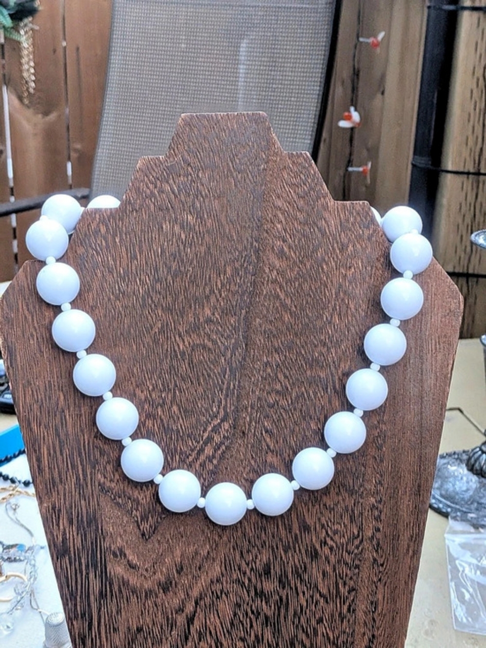 Vintage White Milk Glass Style Chunky Beaded Statement Necklace • Graduated